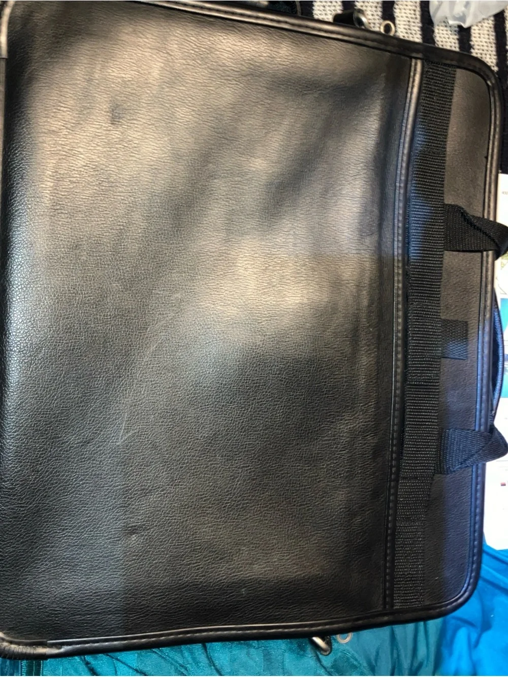 NWT Targus large leather briefcase / lap top bag